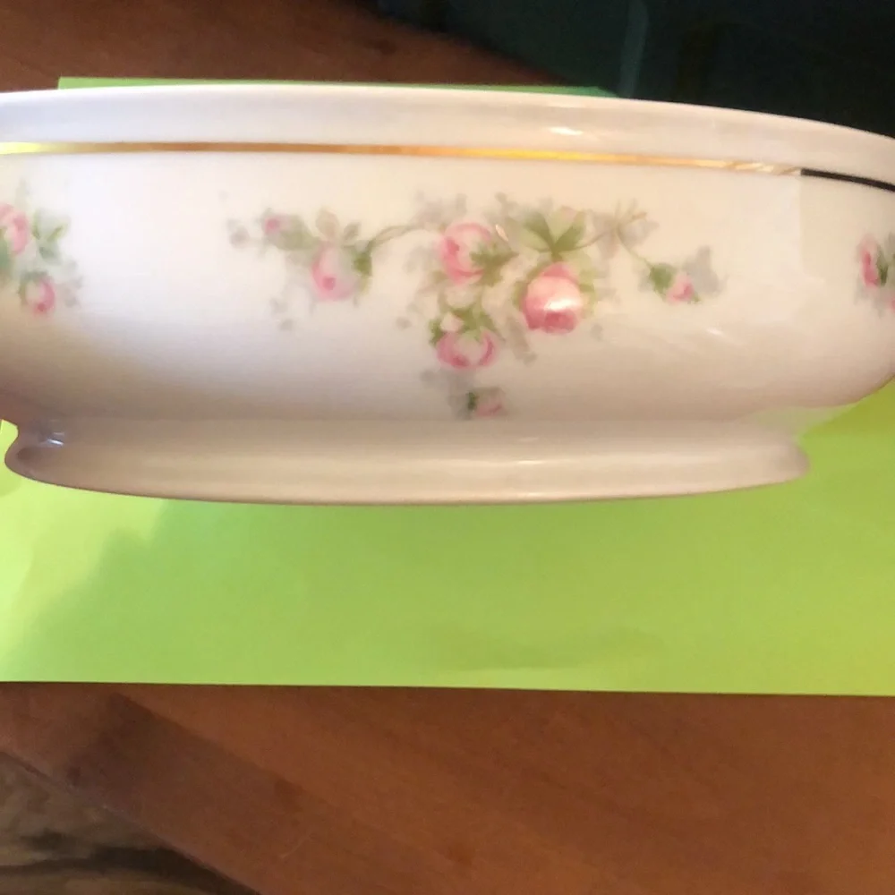Edelstein 1388 Oval Vegetable no lid